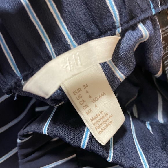 Stripped Trousers from H&M Size US 4 - Picture 2 of 2